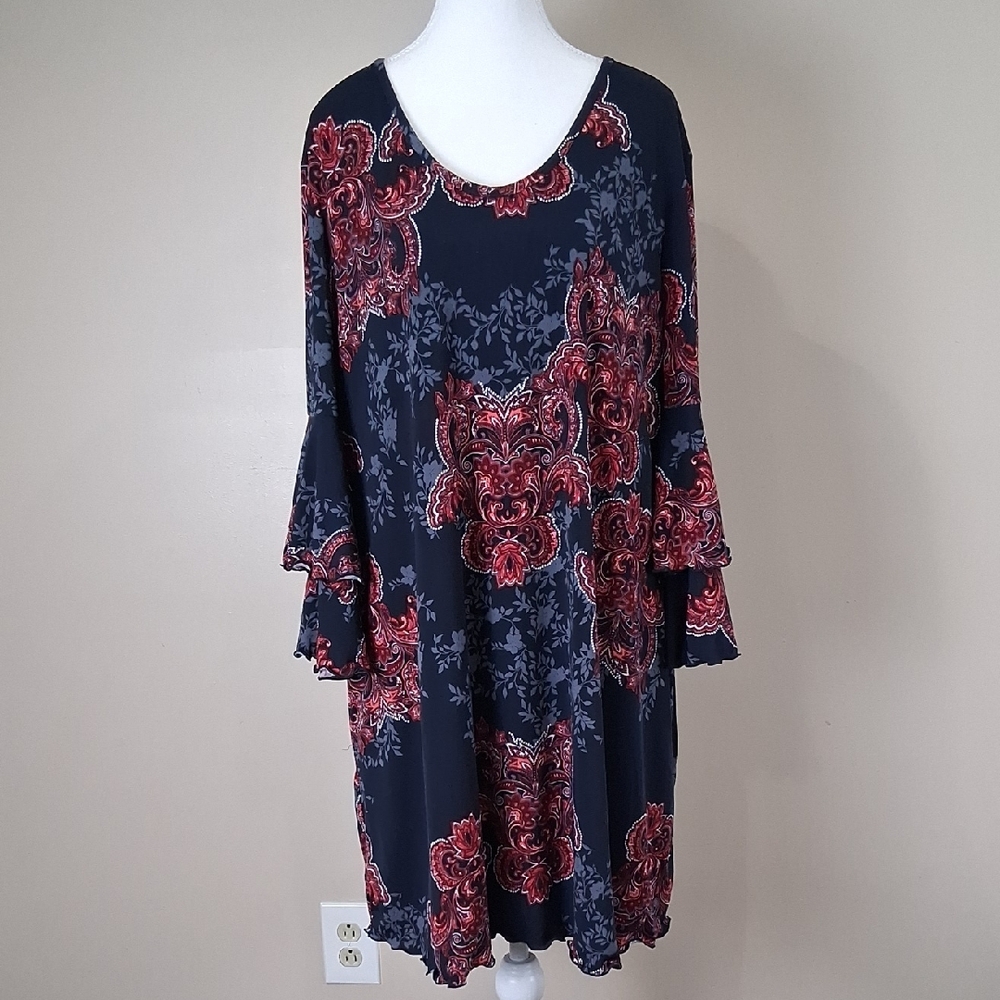 Floral Navy and Red Women's Top